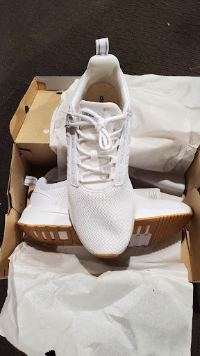 Shoe Store «DSW Designer Shoe Warehouse», reviews and photos, 344 Providence Hwy, Dedham, MA 02026, USA