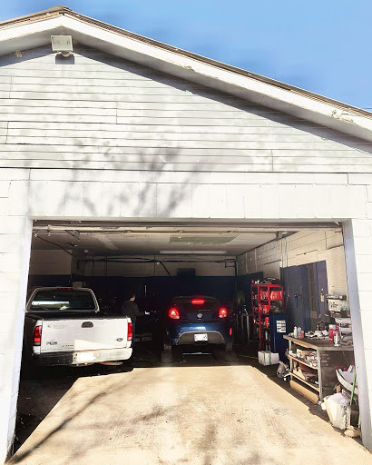 Auto Repair Shop «C & J Automotive», reviews and photos, 6947 Nolensville Rd, Brentwood, TN 37027, USA
