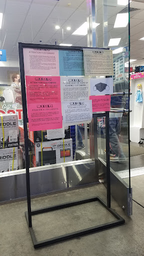 Sporting Goods Store «Big 5 Sporting Goods», reviews and photos, 18621 Main St, Huntington Beach, CA 92648, USA