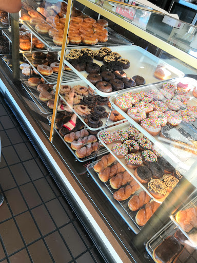 Donut Shop «Miss Donuts», reviews and photos, 832 W Whittier Blvd, Montebello, CA 90640, USA