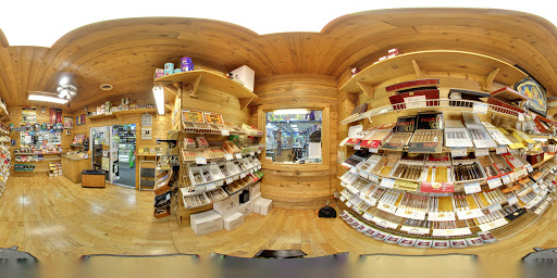 Tobacco Shop «Knuckleheads Tobacco & Gifts», reviews and photos, 550 State St, Madison, WI 53703, USA