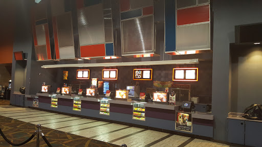 Movie Theater «Regal Cinemas Gilbert 14», reviews and photos, 1012 South Gilbert Road, Gilbert, AZ 85296, USA