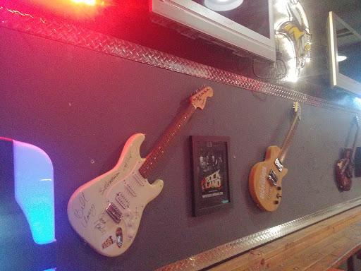 Bar & Grill «Kimmyz On Greenway Rock & Roll Bar & Grill», reviews and photos, 5930 W Greenway Rd, Glendale, AZ 85306, USA