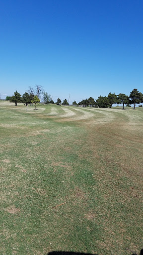 Golf Course «Broadmoore Golf Course», reviews and photos, 500 Willow Pine Dr, Moore, OK 73160, USA
