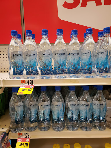 Grocery Store «Super Stop & Shop», reviews and photos, 600 Kinderkamack Rd, Emerson, NJ 07630, USA