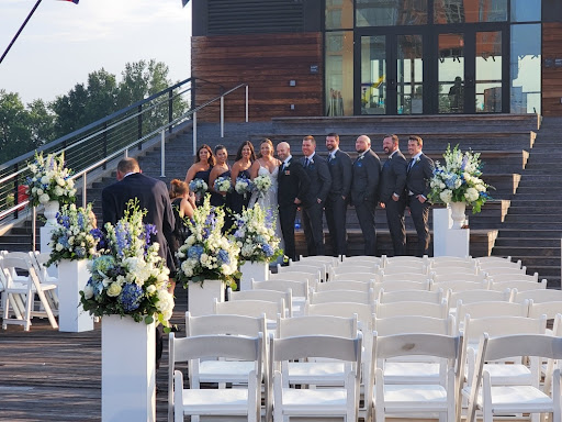 Florist «Bundle Of Roses», reviews and photos, 763 Elden St, Herndon, VA 20170, USA