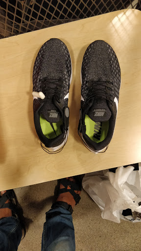 Sporting Goods Store «Nike Clearance Store», reviews and photos, 5000 S Arizona Mills Cir #240, Tempe, AZ 85282, USA