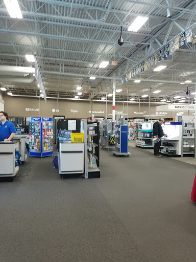 Electronics Store «Best Buy», reviews and photos, 350 W Army Trail Rd, Bloomingdale, IL 60108, USA