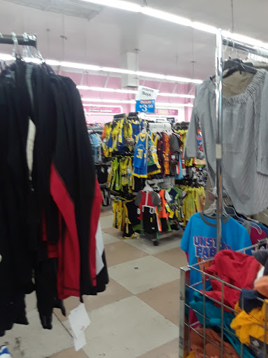 Discount Store «Fallas Paredes Discount Stores», reviews and photos, 4774 Whittier Blvd, Los Angeles, CA 90022, USA