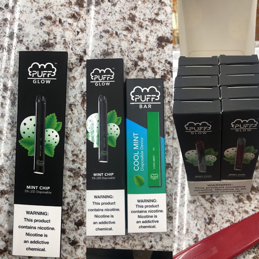 Vaporizer Store «Midtown Smoke Shop & Vape», reviews and photos, 454 9th Ave, New York, NY 10018, USA