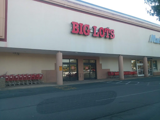 Big Lots, 260 Zan Rd, Charlottesville, VA 22901, USA, 