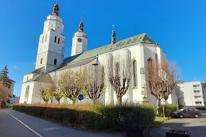 Farní kostel svatého Martina image