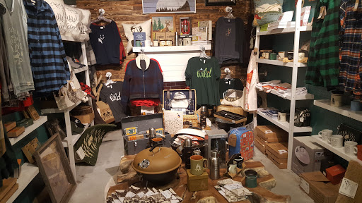 Shopping Mall «West End Garage, Cape May», reviews and photos, 484 W Perry St, Cape May, NJ 08204, USA