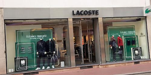 Lacoste à Annecy