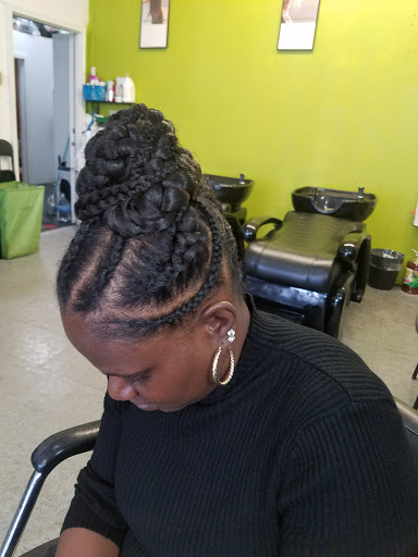 Beauty Salon «Beauty By Dezign», reviews and photos, 24 Birch St, Manchester, CT 06040, USA