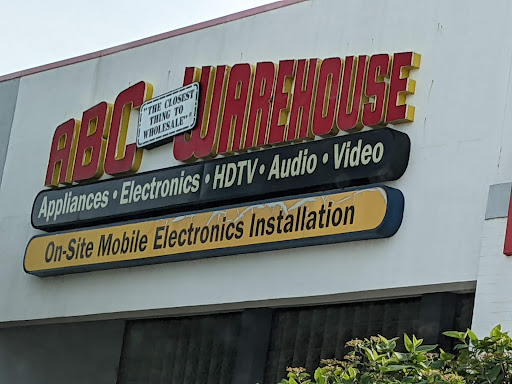 Appliance Store «ABC Warehouse», reviews and photos, 610 Coliseum Blvd E, Fort Wayne, IN 46805, USA