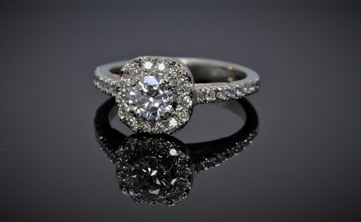 Jeweler «Les Olson Jewelers», reviews and photos, 35130 US Hwy 19 N, Palm Harbor, FL 34684, USA