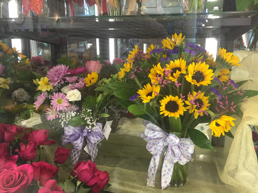 Florist «Flower Hut», reviews and photos, 6300 E Independence Blvd, Charlotte, NC 28212, USA
