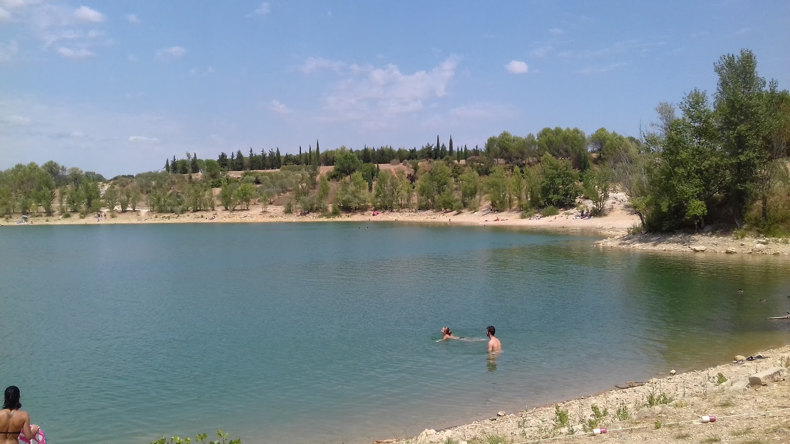 Foto von Plage du Lac du Cres mit sehr sauber Sauberkeitsgrad