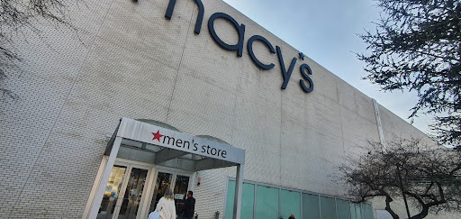 Shopping Mall «Quaker Bridge Mall», reviews and photos, 3320 Brunswick Pike, Lawrenceville, NJ 08648, USA