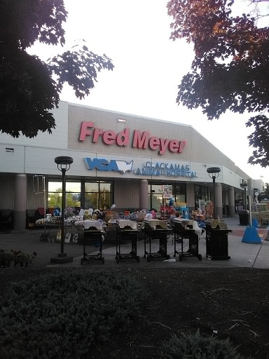 Fred Meyer Pharmacy, 16301 SE 82nd Dr, Clackamas, OR 97015, USA, 