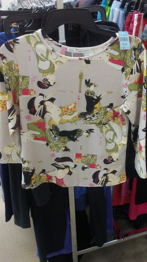 Non-Profit Organization «Goodwill Store & Donation Center», reviews and photos, 351 E Roosevelt Rd, Lombard, IL 60148, USA