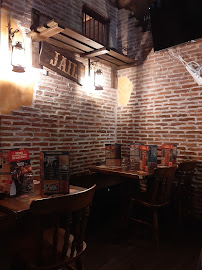 Atmosphère du Restaurant de grillades à l'américaine Old Wild West à Le Havre - n°2