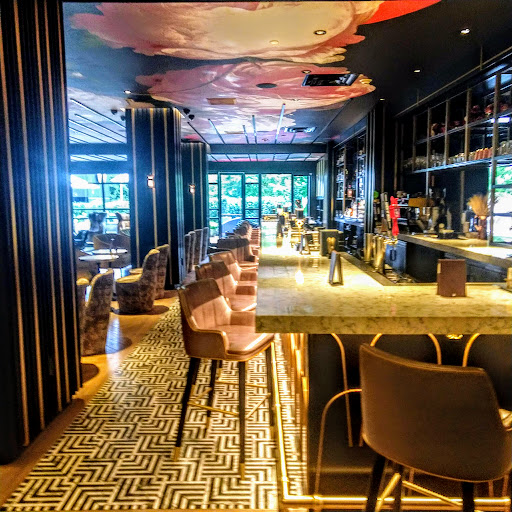 Shopping Mall «Colony Square», reviews and photos, 1197 Peachtree St NE, Atlanta, GA 30361, USA