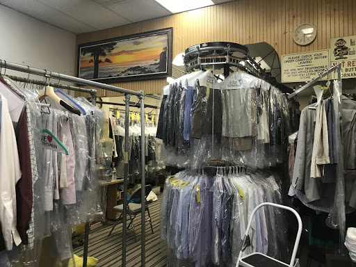 Dry Cleaner «Capitol Hill Cleaning Emporium», reviews and photos, 1101 East Capitol St SE, Washington, DC 20003, USA