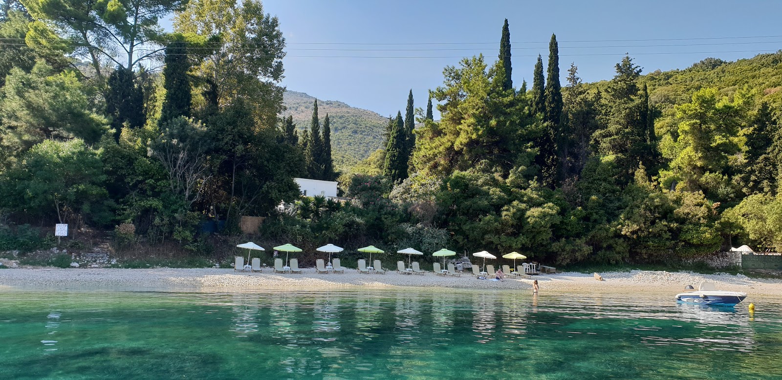 Foto af Syki Bay, Corfu med høj niveau af renlighed