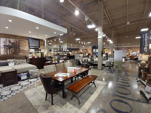 Furniture Store «Ashley Furniture HomeStore», reviews and photos, 3000 Gateway St #300, Springfield, OR 97477, USA