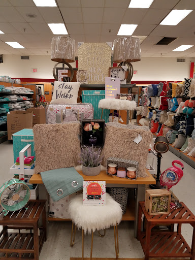 Department Store «T.J. Maxx», reviews and photos, 331 New Jersey 18, East Brunswick, NJ 08816, USA