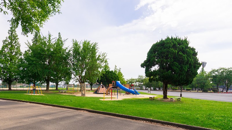 恩田運動公園 子供遊具場