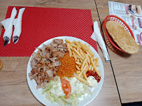 Plats et boissons du Kebab Restaurant Prizren-Antalya à Troyes - n°5