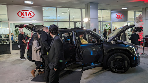 Roseville Kia image