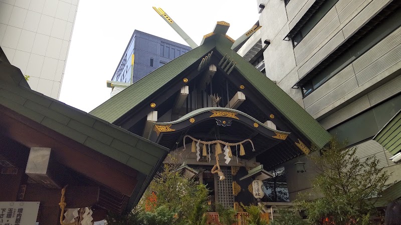 築土神社