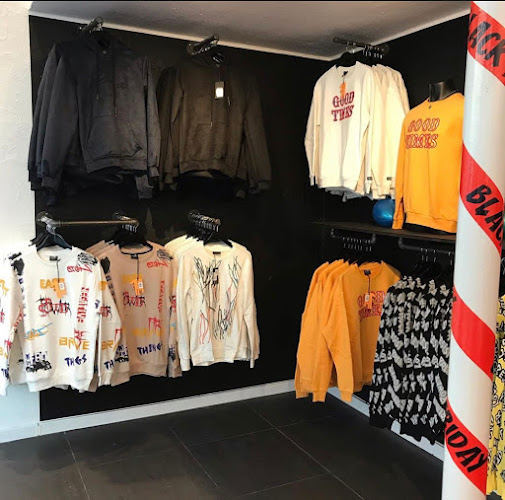 Kommentarer og anmeldelser af AC Fashion