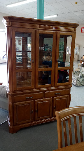 Furniture Store «Nearly New Furniture & Consignment», reviews and photos, 12042 US-19, Hudson, FL 34667, USA