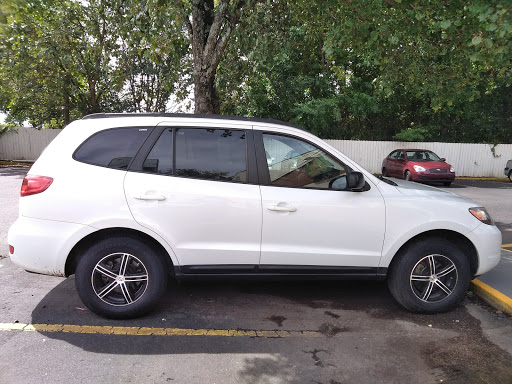 Car Dealer «Hendrick Automotive Group», reviews and photos, 6000 Monroe Rd #100, Charlotte, NC 28212, USA