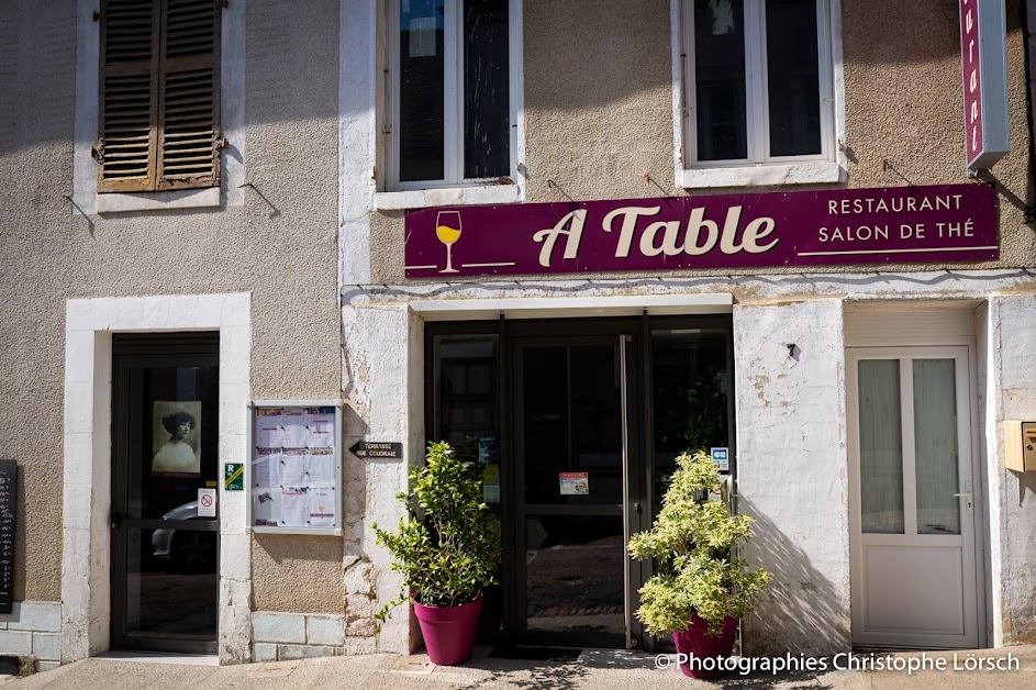 A Table à Saint-Sauveur-en-Puisaye (Yonne 89)