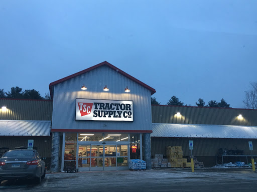 Home Improvement Store «Tractor Supply Co.», reviews and photos, 134 Bridge St, Pelham, NH 03076, USA