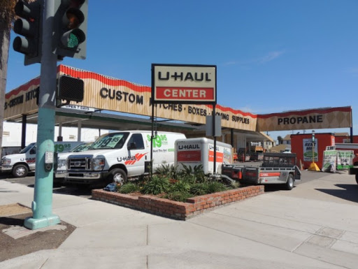 Truck rental agency Chula Vista