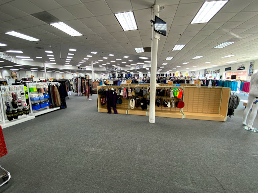 Uniform Store «Scrub Pro Uniforms & Gallo Clothing», reviews and photos, 78 Mountain Rd, Glen Burnie, MD 21060, USA
