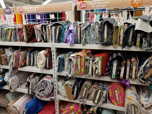 Fabric Store «Jo-Ann Fabrics and Crafts», reviews and photos, 555 W Roosevelt Rd, Chicago, IL 60607, USA