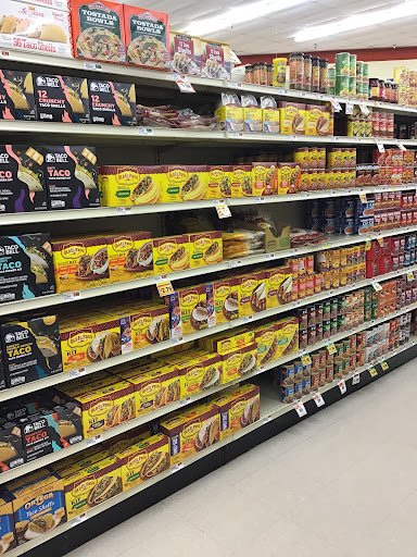 Grocery Store «Market Basket», reviews and photos, 2005 Texas Ave, Bridge City, TX 77611, USA