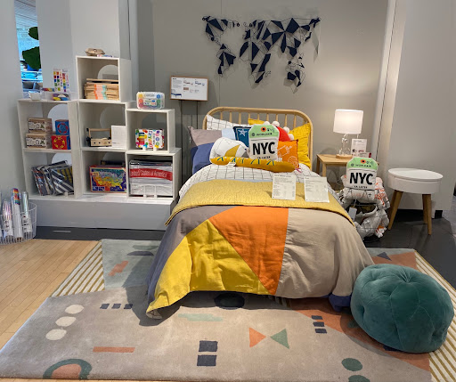 Furniture Store «Crate and Barrel», reviews and photos, 555 Bellevue Way NE, Bellevue, WA 98004, USA