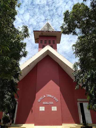 Gereja Hyang Triniji Suci Ngaliyan