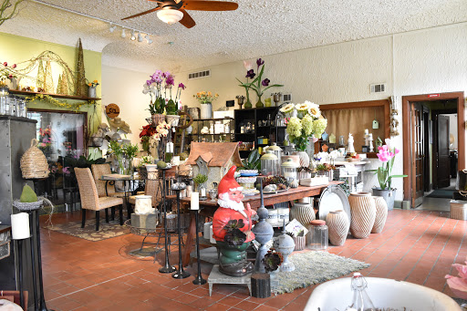 Plant Nursery «Goldner Walsh Garden and Home», reviews and photos, 559 Orchard Lake Rd, Pontiac, MI 48341, USA