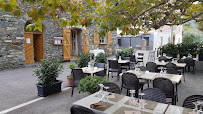 Atmosphère du Restaurant La Place à San-Martino-di-Lota - n°7
