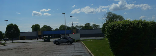 Bowling Alley «Strikes & Spares Entertainment Center», reviews and photos, 5419 N. Grape Rd., Mishawaka, IN 46545, USA
